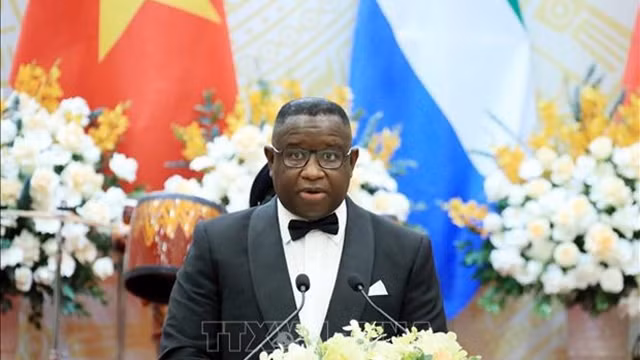 塞拉利昂共和国总统朱利叶斯·马达·比奥。