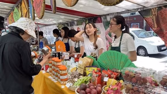 越南美食展位。（图片来源：越通社）