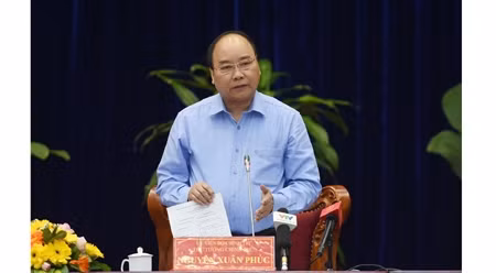 阮春福总理发表讲话。（图片来源：VGP）