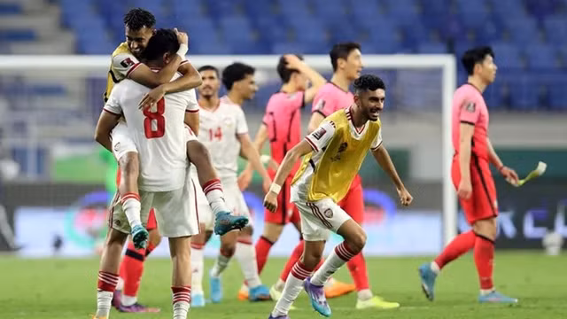 阿联酋队击败韩国队并夺得附加赛参赛资格。