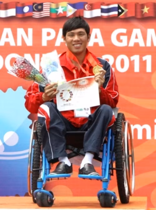 越南残疾人运动员武清松成为越南游泳金牌的最大希望之一。（图片来源：人民报网）