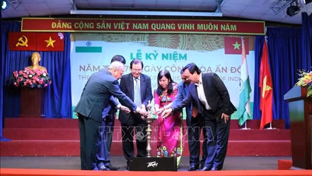 纪念典礼。（图片来源：越通社）