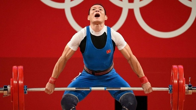 越南举重选手石金俊的此次赛绩欠佳。