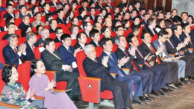 阮富仲总书记出席越南医师节63周年纪念仪式。