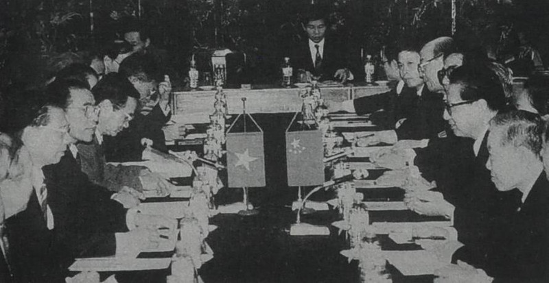 中国全国人民代表大会委员长乔石对越南进行正式友好访问(1996年)