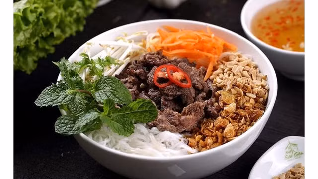 越南南部牛肉米粉。