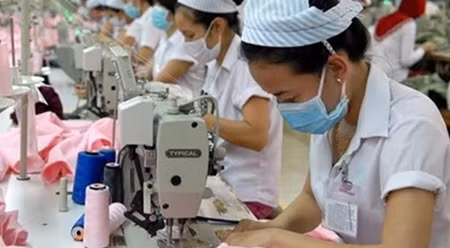 附图：越南纺织服装企业。（图片来源：越通社）