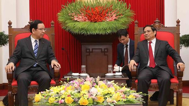 范明正部长会见日本共产党中央委员会委员长志位和夫。