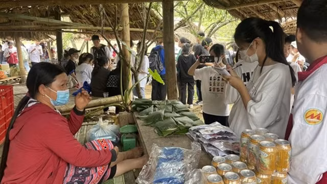 山罗省山区集市。