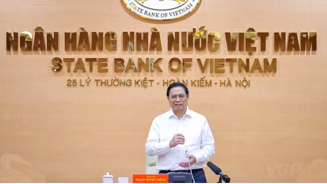 范明正总理在活动上发表讲话。