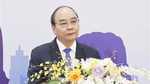 越南国家主席阮春福发表讲话。（图片来源：越通社）