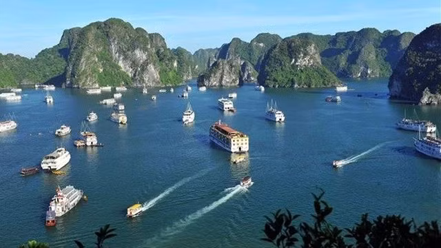 广宁省下龙湾。