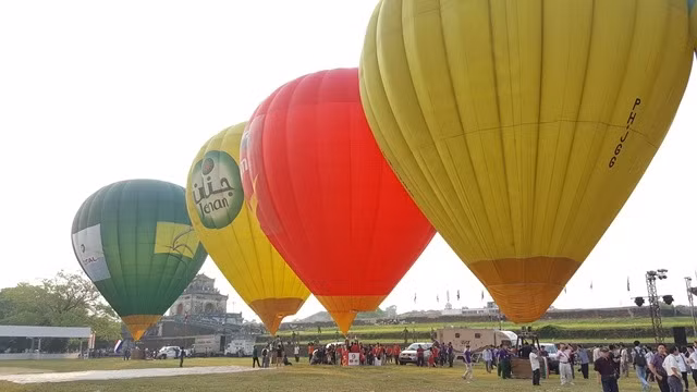 参加活动的热气球。（图片来源：dantri.com.vn）