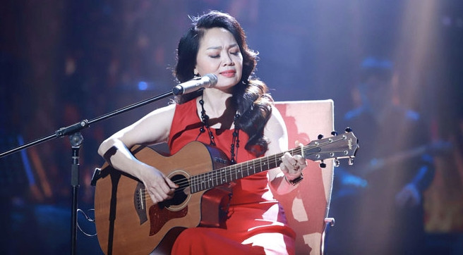 人民艺人泰宝参加“心中的祖国”线上艺术活动。（图片来源：新河内报）