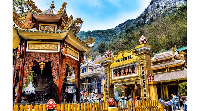 黑婆山国家级旅游区。