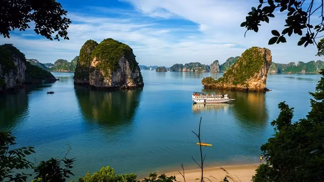 世界自然遗产下龙湾之美。（图片来源：广宁报网）