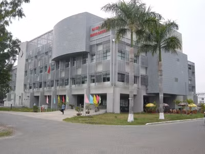 芹苴大学力争成为东南亚地区中的一所一流大学 (Photo: 附图)