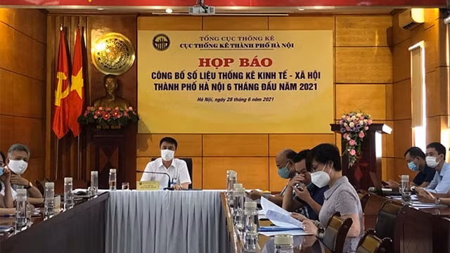 河内市统计报告新闻发布会。（图片来源：新河内报）