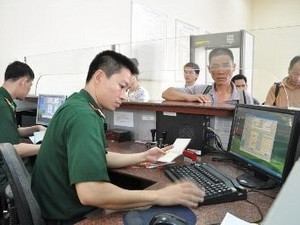 附图。