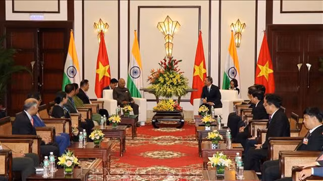 岘港市委书记张光义会见拉姆•纳特•科温德总统。