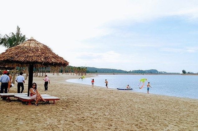涂山人工海滩。