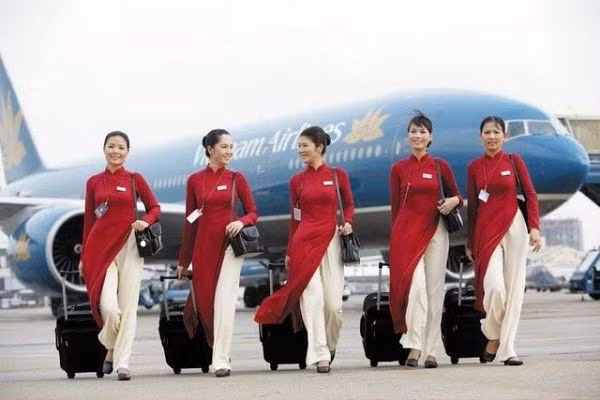 越航空姐。