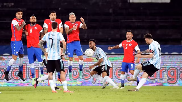 梅西打破僵局。