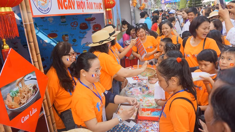 美食展颇受欢迎。