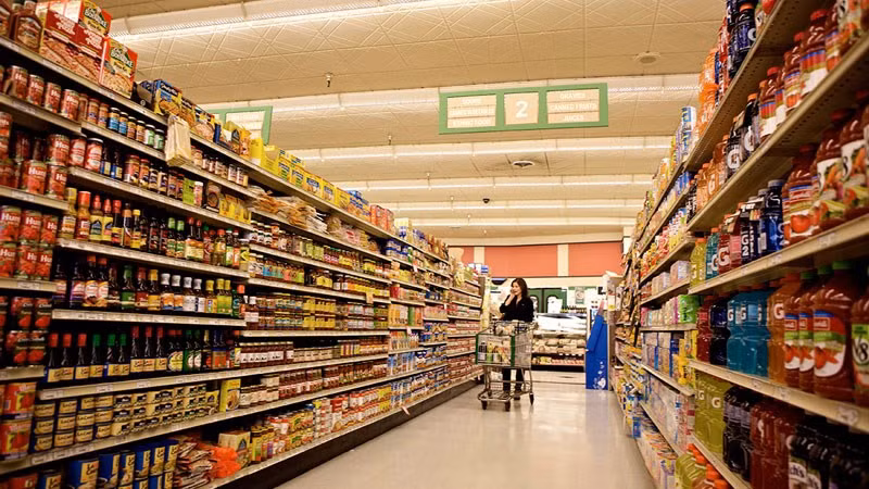 附图：越南零售市场继续吸引投资者。