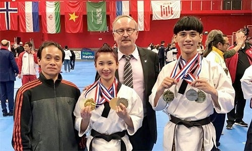越南选手武氏垂榕和阮天凤（图片来源：体育报）