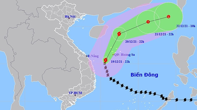 9号台风雷伊移动方向。