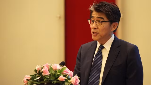 国际劳工组织驻越代表处首席代表李昌徽博士发表讲话。耀玉 摄