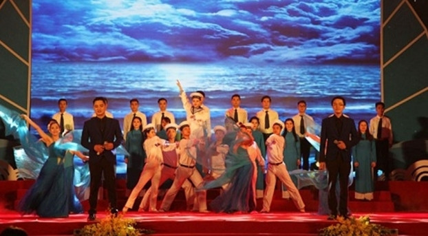 开幕式上的表演节目之一。（图片来源：人民报网）