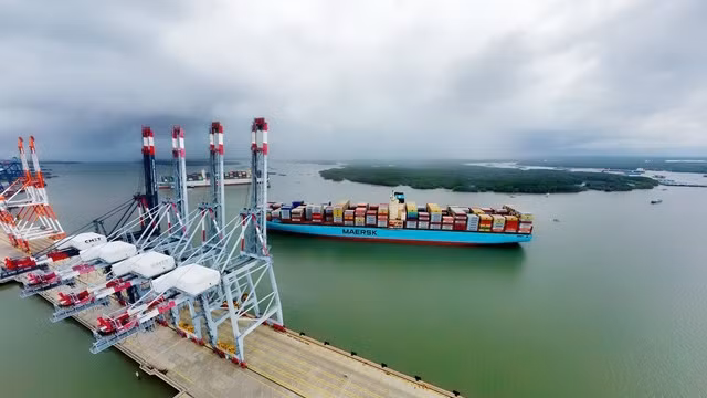 盖梅国际港口。