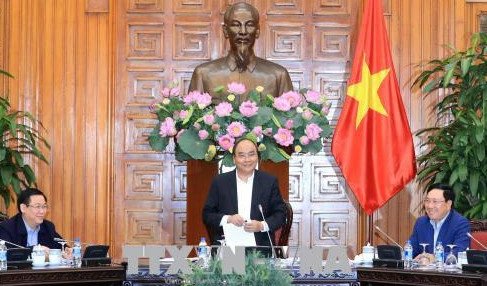 阮春福总理在会议上发表讲话。（图片来源：越通社）