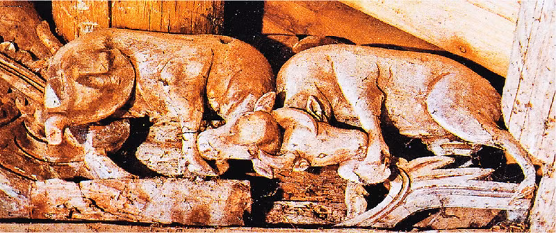 斗牛——莲协村亭里的木雕板。