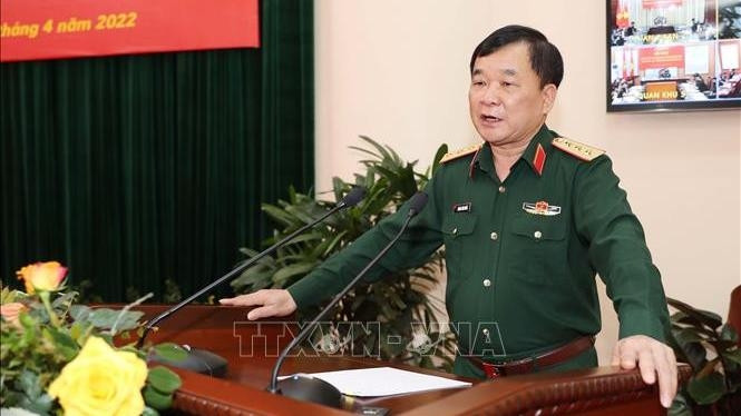 黄春战上将主持会议。（图片来源：越通社）