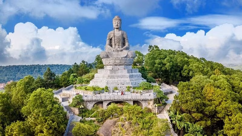 北宁省佛迹寺。