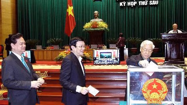 国会投票通过政府总理关于任命担任政府办公厅主任、部长职务的人员的提议。