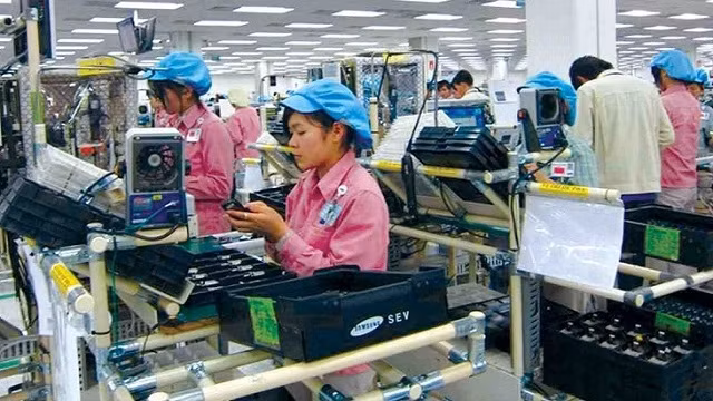 附图。