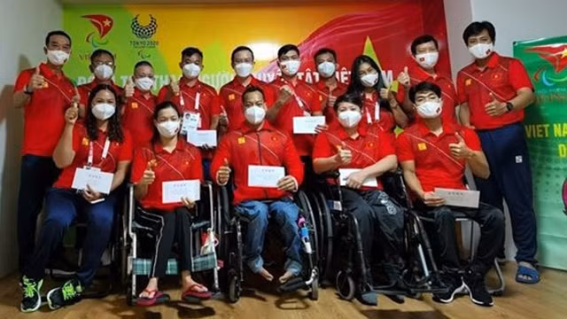 本届残奥会的越南体育代表团共有15名成员组成。