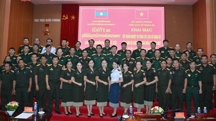 各位代表出席开班仪式。（图片来源：人民军队报）