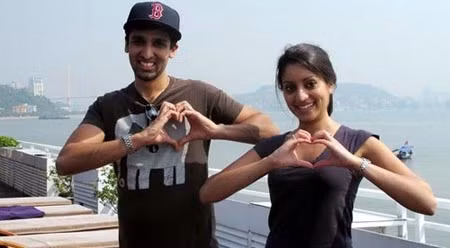 附图：“下龙笑容”活动吸引了外国游客。（图片来源：越通社）