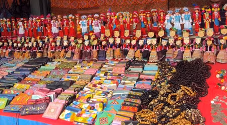 附图：各种土锦产品。