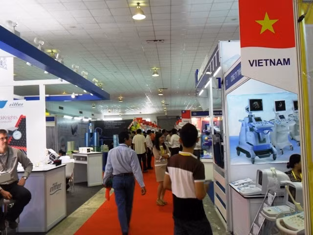 第13届越南国际医药展。 (Photo: 图片来源：妇女报网)