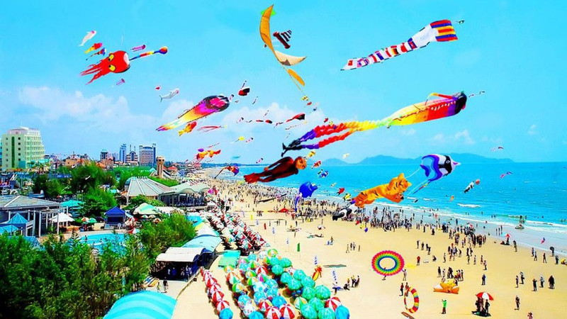 附图：巴地头顿省旅游突出其优势和魅力。