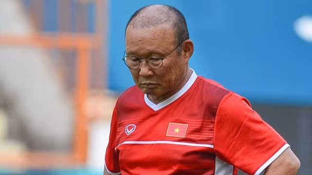 韩国籍主教练朴恒绪。