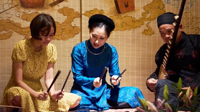 传授筹歌艺术。