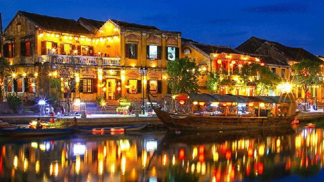 会安夜景。