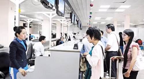 附图。